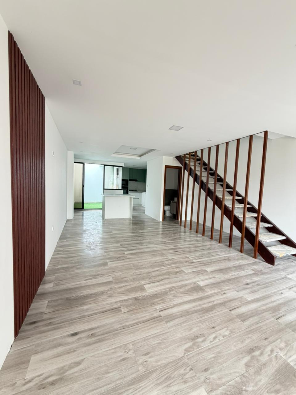 26676fff-e2ab-4c1b-9d0e-38e12f02006b