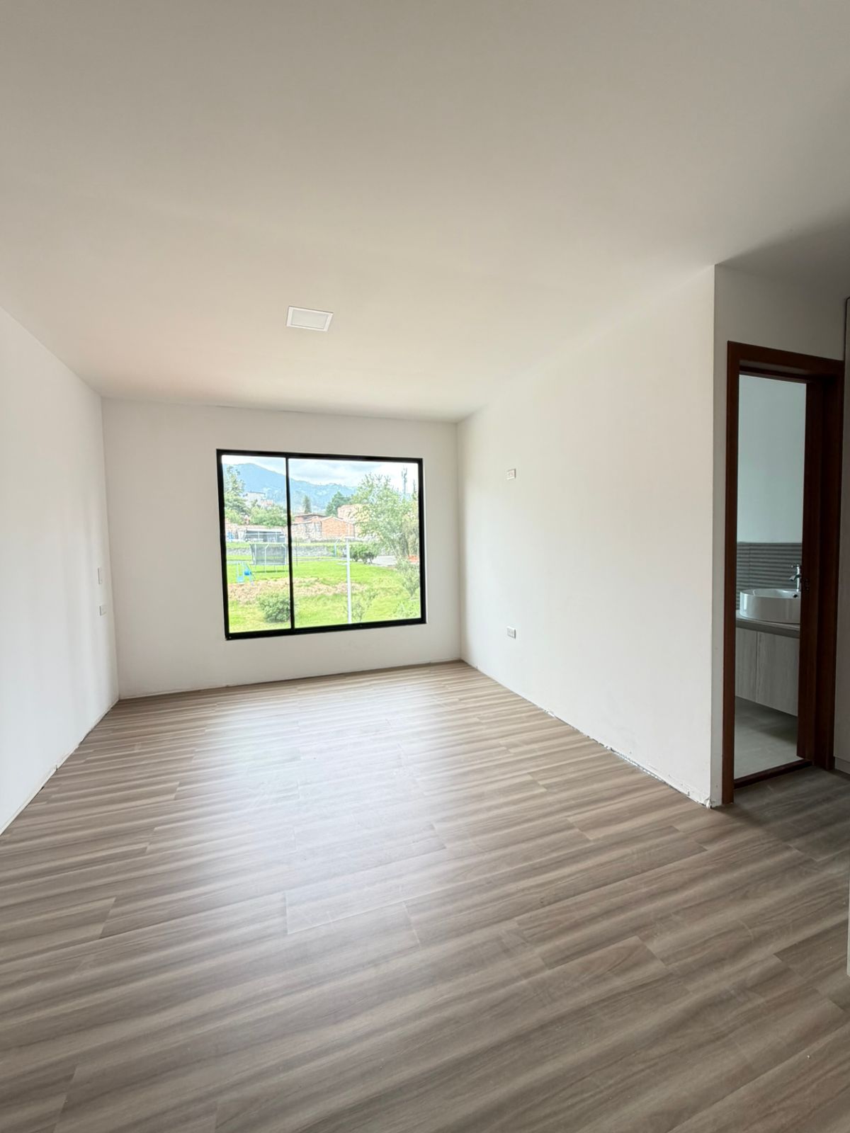 862c479e-779f-40a8-88fa-5034847b9af3