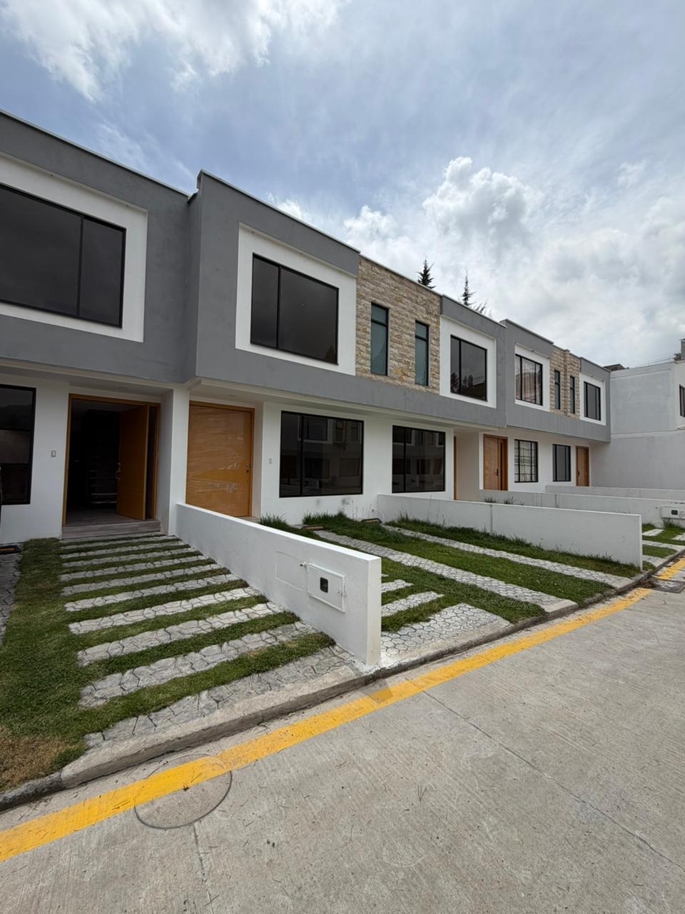 8c49541c-766f-4add-8cb4-c5251cafe6be