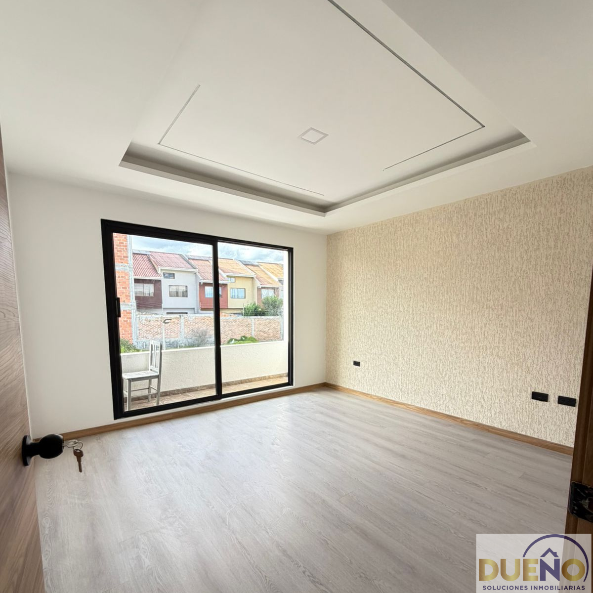 habitacion 1 marca de agua